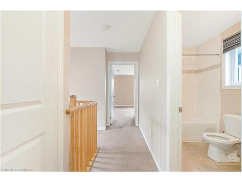 102 West Avenue N, Hamilton, ON - Indoor Photo Showing Bathroom