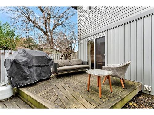 8 Grenoble Road, Hamilton, ON - Indoor Photo Showing Other Room