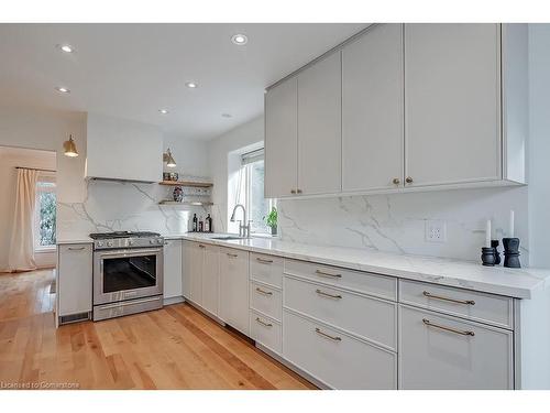 896 Lasalle Park Road, Burlington, ON - Indoor Photo Showing Kitchen With Upgraded Kitchen