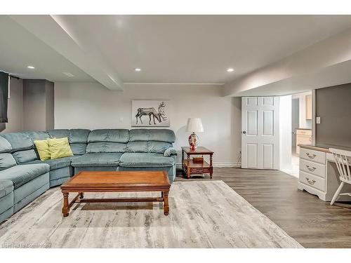 896 Lasalle Park Road, Burlington, ON - Indoor Photo Showing Living Room