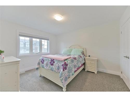 75 Monarch Woods Drive, Kitchener, ON - Indoor Photo Showing Bedroom