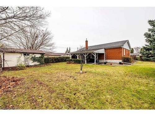 382 Tamarack Circle, Oakville, ON - Outdoor