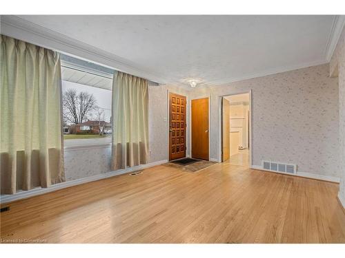 382 Tamarack Circle, Oakville, ON - Indoor Photo Showing Other Room