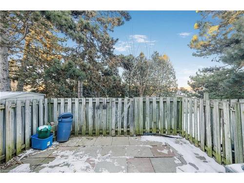 5-1420 Garth Street, Hamilton, ON - Outdoor