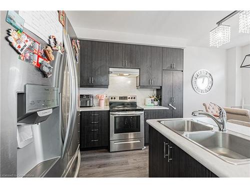 95 Kenesky Drive, Hamilton, ON - Indoor Photo Showing Kitchen With Double Sink