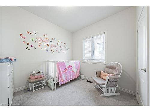 95 Kenesky Drive, Hamilton, ON - Indoor Photo Showing Bedroom