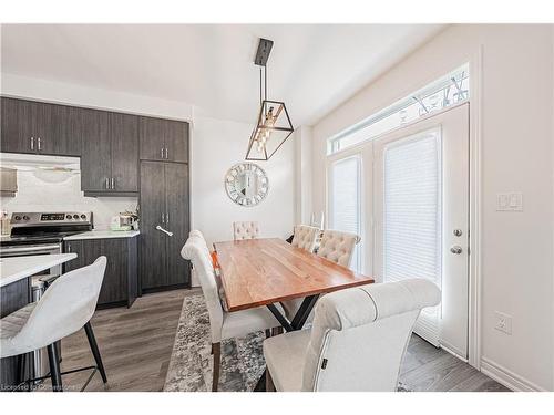 95 Kenesky Drive, Hamilton, ON - Indoor Photo Showing Dining Room