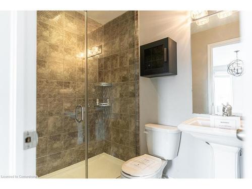 63 Crossings Way, Hamilton, ON - Indoor Photo Showing Bathroom