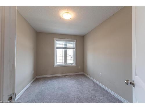 63 Crossings Way, Hamilton, ON - Indoor Photo Showing Other Room