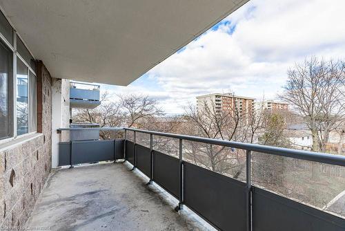 402-770 Hager Avenue, Burlington, ON - Outdoor With Balcony With Exterior