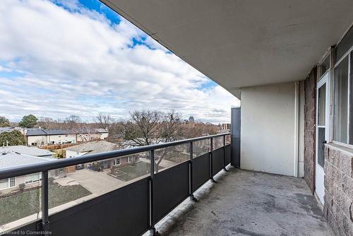 402-770 Hager Avenue, Burlington, ON - Outdoor With Balcony With Exterior