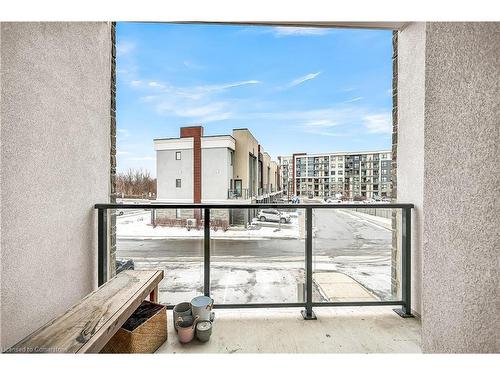 222-101 Shoreview Place, Stoney Creek, ON - Outdoor