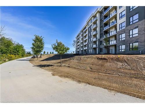 222-101 Shoreview Place, Stoney Creek, ON - Outdoor