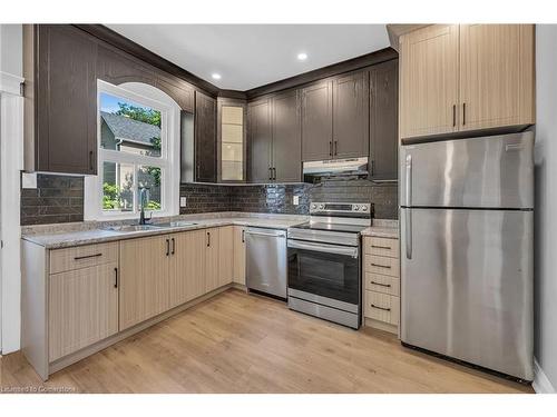 55 Douglas Avenue, Hamilton, ON - Indoor Photo Showing Kitchen