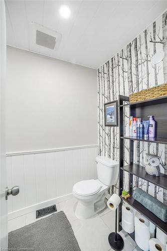 90 Glenmor Place, Caledonia, ON - Indoor Photo Showing Bathroom