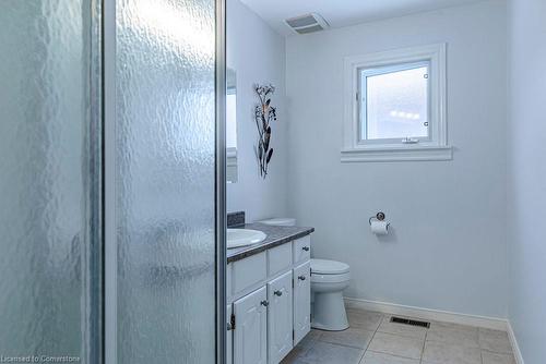 1056 Dowland Crescent, Burlington, ON - Indoor Photo Showing Bathroom