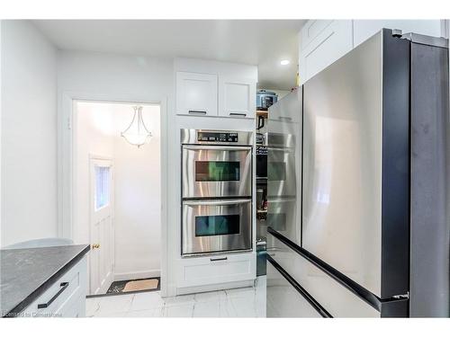 30 Radford Avenue, Cambridge, ON - Indoor Photo Showing Kitchen