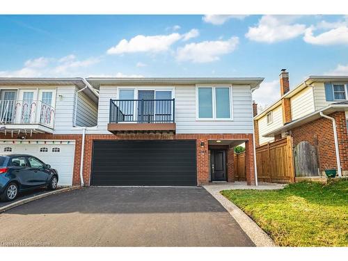 2168 Fairchild Boulevard, Burlington, ON - Outdoor With Balcony With Facade