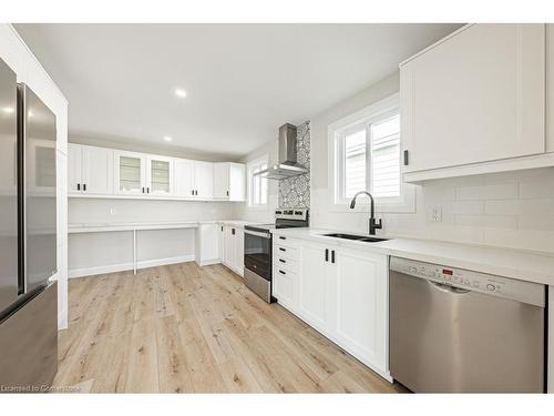 2168 Fairchild Boulevard, Burlington, ON - Indoor Photo Showing Kitchen With Double Sink