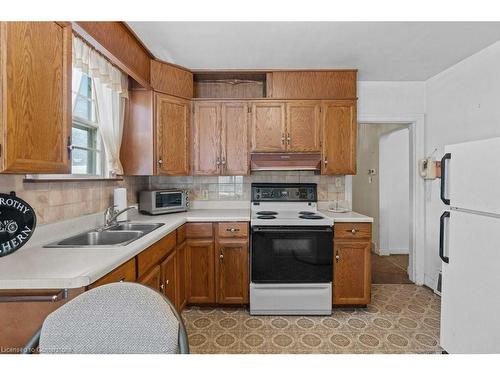 1A Cameron Avenue, Hamilton, ON - Indoor Photo Showing Kitchen With Double Sink