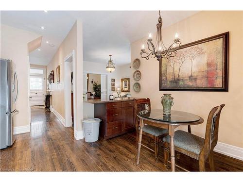 80 Alanson Street, Hamilton, ON - Indoor Photo Showing Dining Room