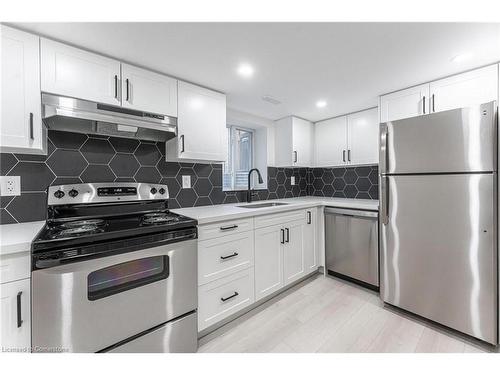 2-189 East 31St Street, Hamilton, ON - Indoor Photo Showing Kitchen