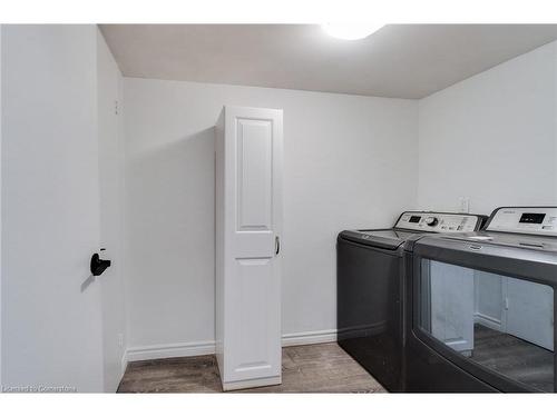 109-700 Dynes Road, Burlington, ON - Indoor Photo Showing Laundry Room