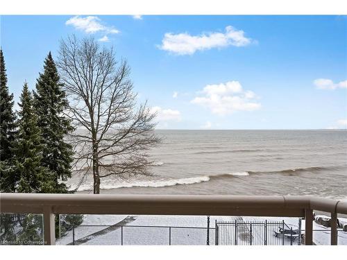 202-2210 Lakeshore Road, Burlington, ON - Outdoor With View