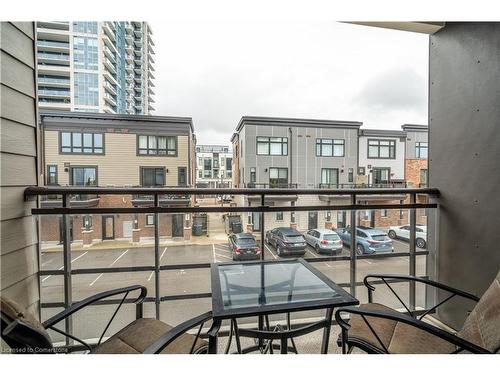 208-40 Esplanade Lane, Grimsby, ON - Outdoor