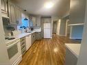 312 East 45Th Street, Hamilton, ON  - Indoor Photo Showing Kitchen 