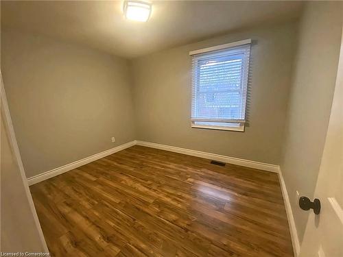 312 East 45Th Street, Hamilton, ON - Indoor Photo Showing Other Room