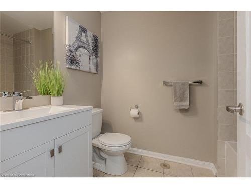 264 Wise Crossing, Milton, ON - Indoor Photo Showing Bathroom