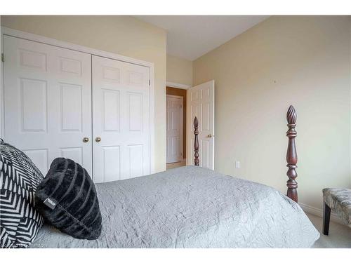 11 Cathy Drive, Mount Hope, ON - Indoor Photo Showing Bedroom