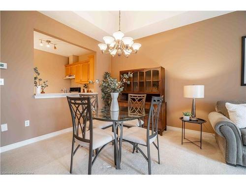 11 Cathy Drive, Mount Hope, ON - Indoor Photo Showing Dining Room