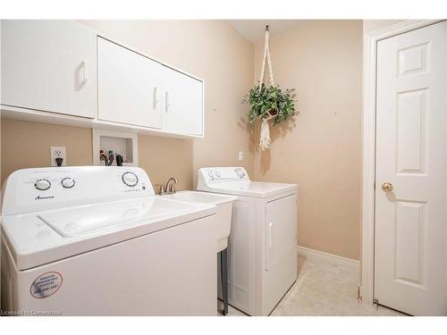 11 Cathy Drive, Mount Hope, ON - Indoor Photo Showing Laundry Room