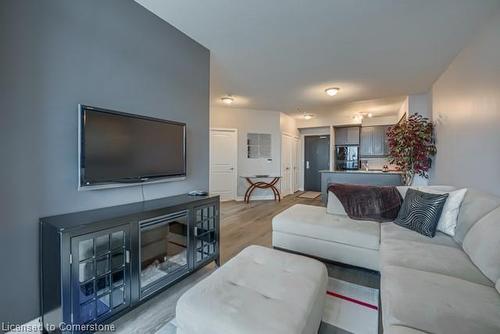 2202-90 Absolute Avenue, Mississauga, ON - Indoor Photo Showing Living Room