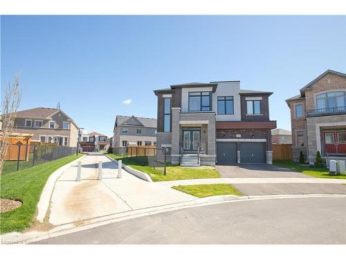 92 Elstone Place, Waterdown, ON - Outdoor With Facade