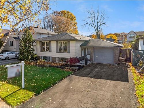 330 Tuck Drive, Burlington, ON - Outdoor With Facade