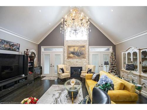 85 Hillcroft Drive, Hamilton, ON - Indoor Photo Showing Living Room With Fireplace