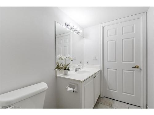 2405-100 Burloak Drive, Burlington, ON - Indoor Photo Showing Bathroom