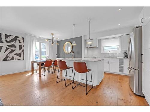 98 Forestgate Drive, Hamilton, ON - Indoor Photo Showing Kitchen With Upgraded Kitchen