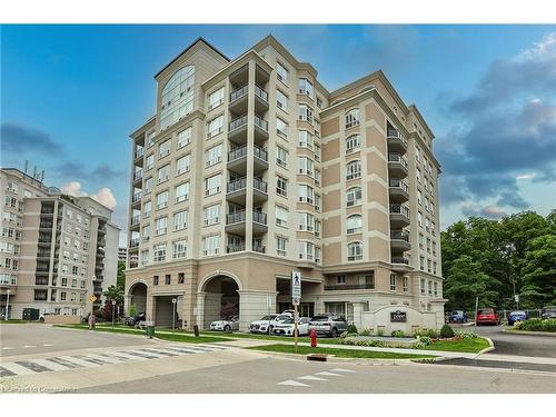 807-3000 Creekside Drive, Dundas, ON - Outdoor With Balcony With Facade