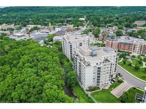 807-3000 Creekside Drive, Dundas, ON - Outdoor With View