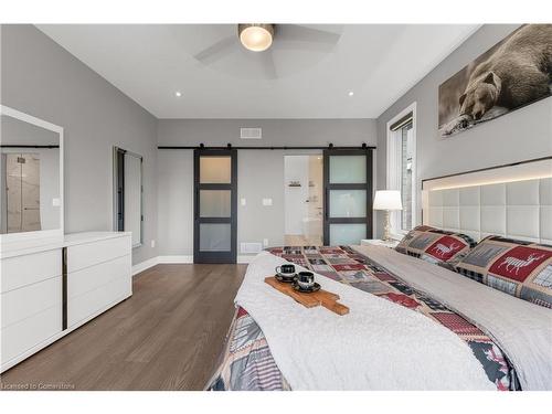 64 Bergenstein Crescent, Fonthill, ON - Indoor Photo Showing Bedroom