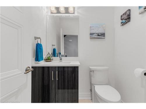 64 Bergenstein Crescent, Fonthill, ON - Indoor Photo Showing Bathroom