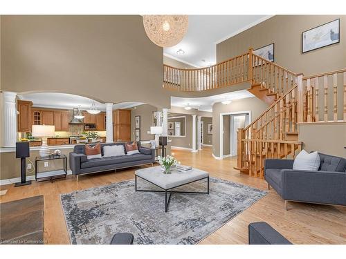 2354 Salcome Drive, Oakville, ON - Indoor Photo Showing Living Room