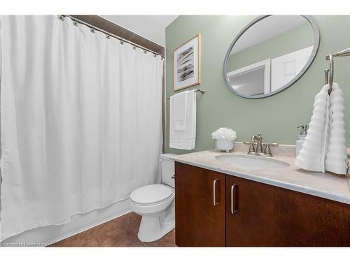 2354 Salcome Drive, Oakville, ON - Indoor Photo Showing Bathroom