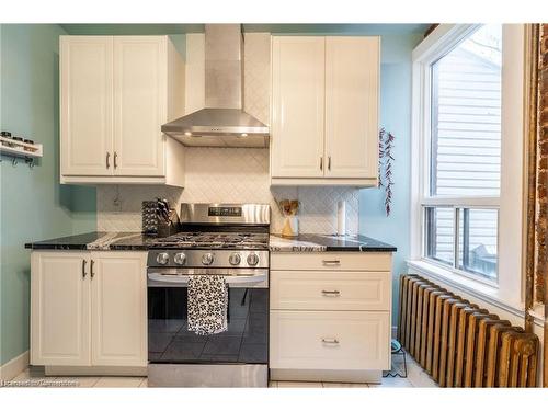 166 Catharine Street N, Hamilton, ON - Indoor Photo Showing Kitchen