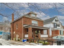 356 Cumberland Avenue  Hamilton, ON L8M 2A2