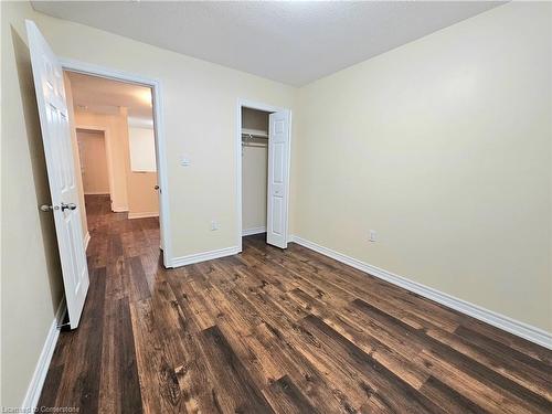 9 Hampton Brook Way Way, Hamilton, ON - Indoor Photo Showing Other Room